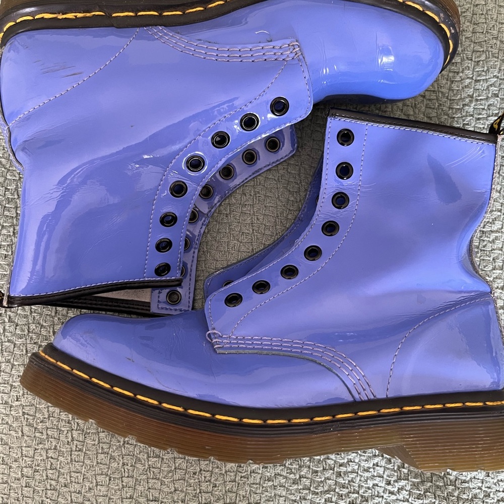 Doc Martens Patent Leather 7 - Picture 5 of 6
